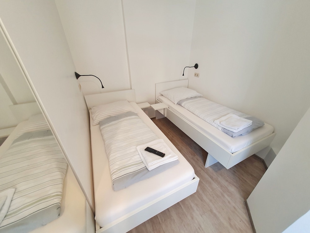 Aparthotel B & L