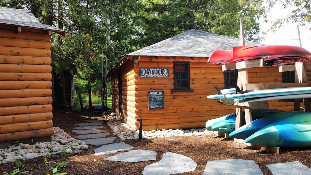 Haliburton Post House
