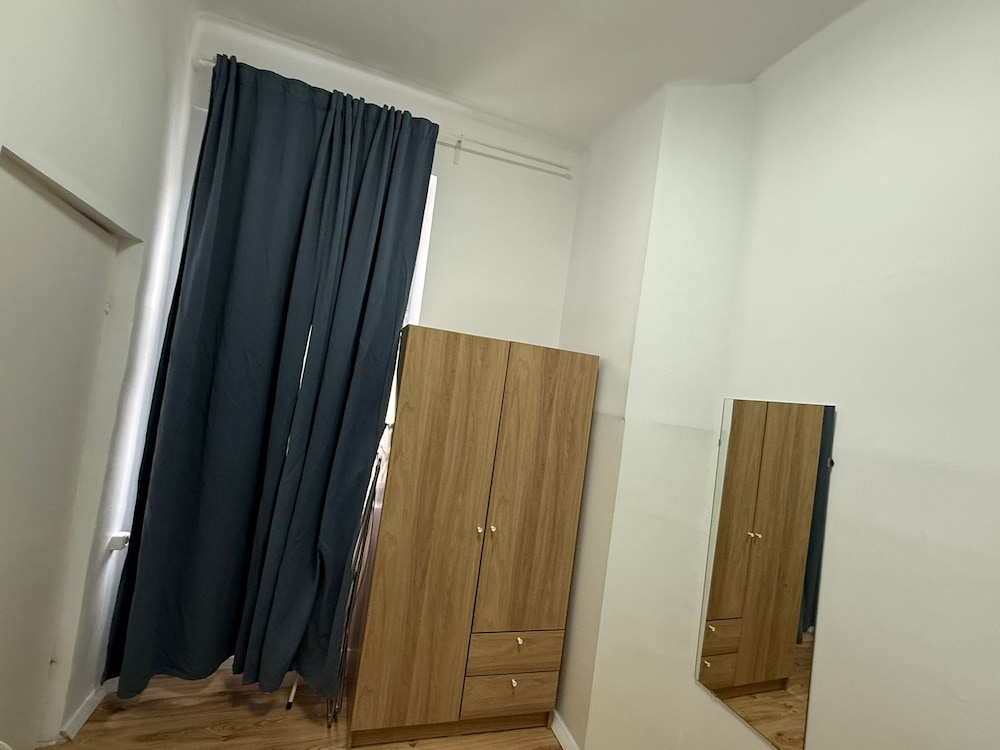 Stylish 2BR Apartment Westbahnhof Area