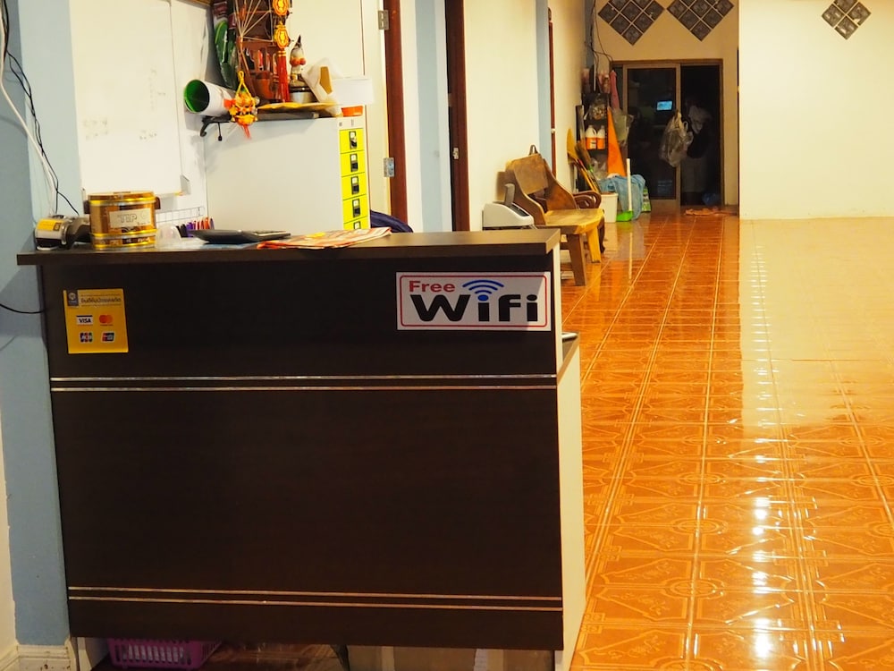 Sunset Buri hostel