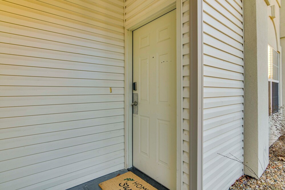 On Thousand Hills Golf Course: Condo w/ Sunroom