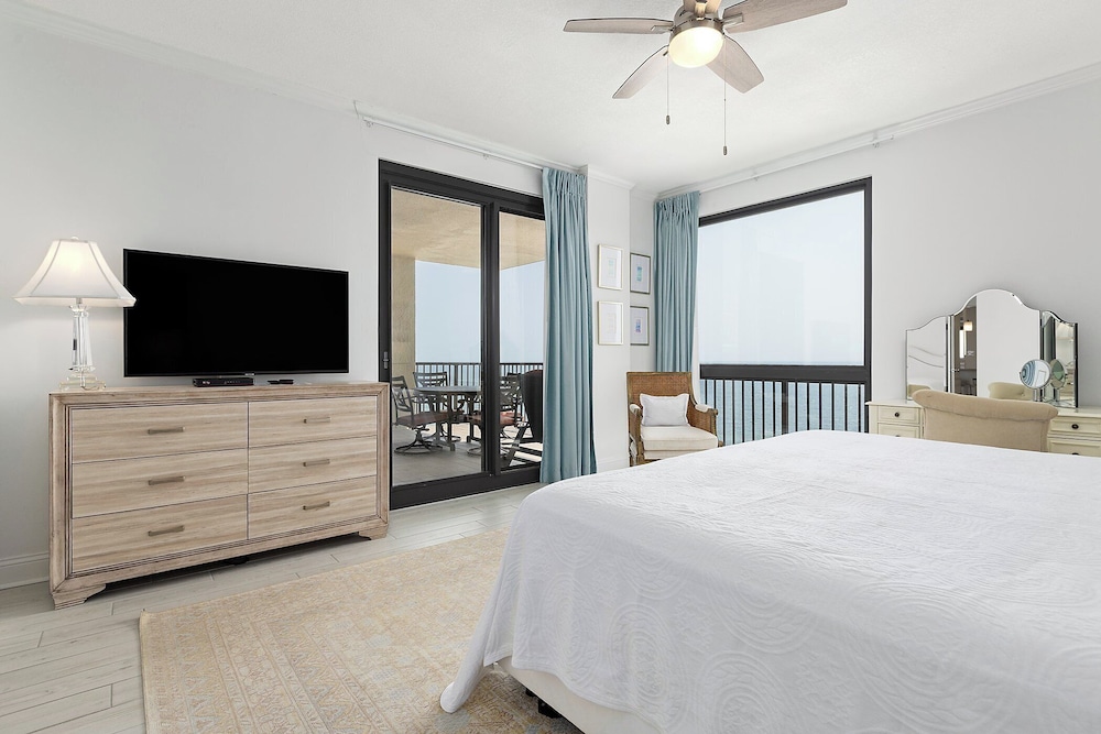 Romar House by Southern Vacation Rentals