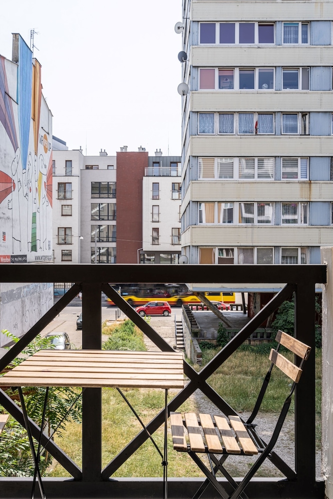 RentPlanet - Apartamenty Dworcowa view 3