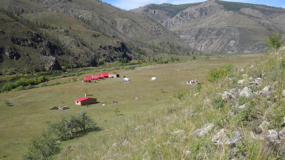 Tourist camp Urumiin gol