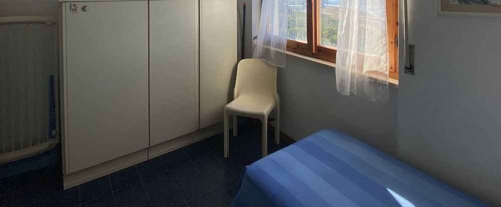 Three-room Apartment Sleeps 5 IN THE Conchiglia-rif Conchiglia