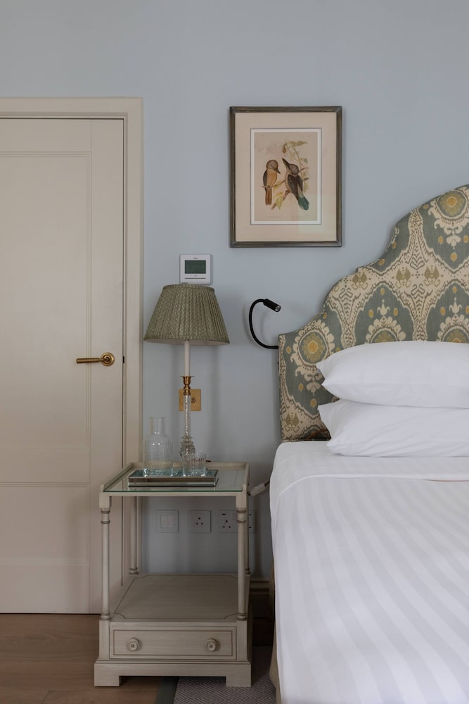 Burton Mews by Onefinestay