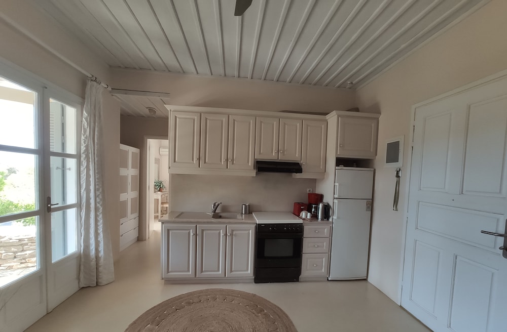 Porto Koundouros Beach and Villas