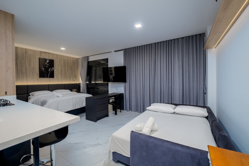 High Standard Studio on the Sand in Floripa Irb205