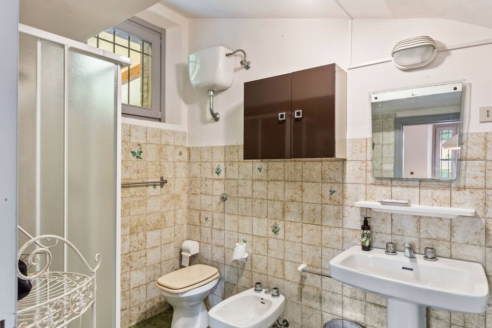 Big Historic Private Villa With Pool and Garden