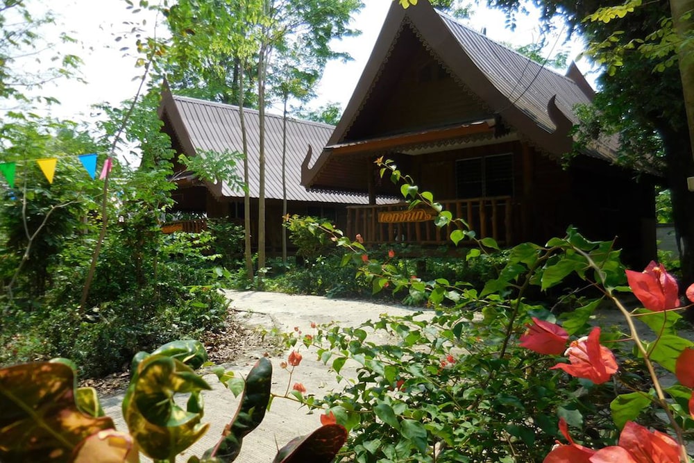 Akechanok Resort&Homestay