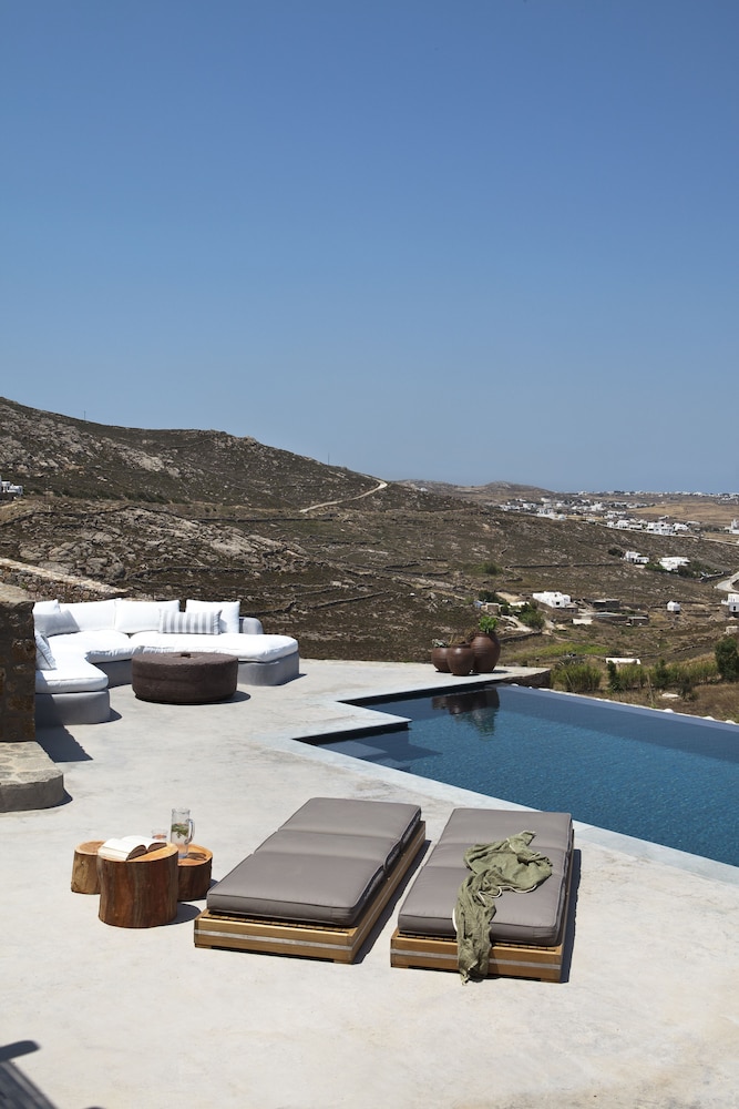 Villa Amra