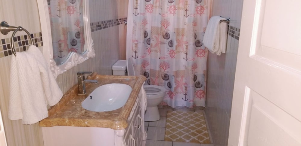 Holiday House at Villa Montego view 3