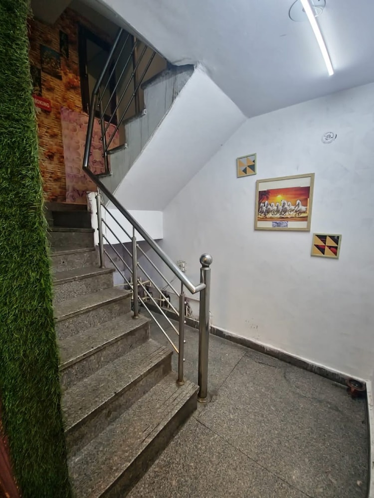 Green Orbit Hotel