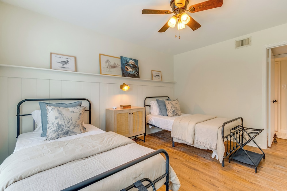 Walk to Lake Conroe: Family-friendly Getaway!