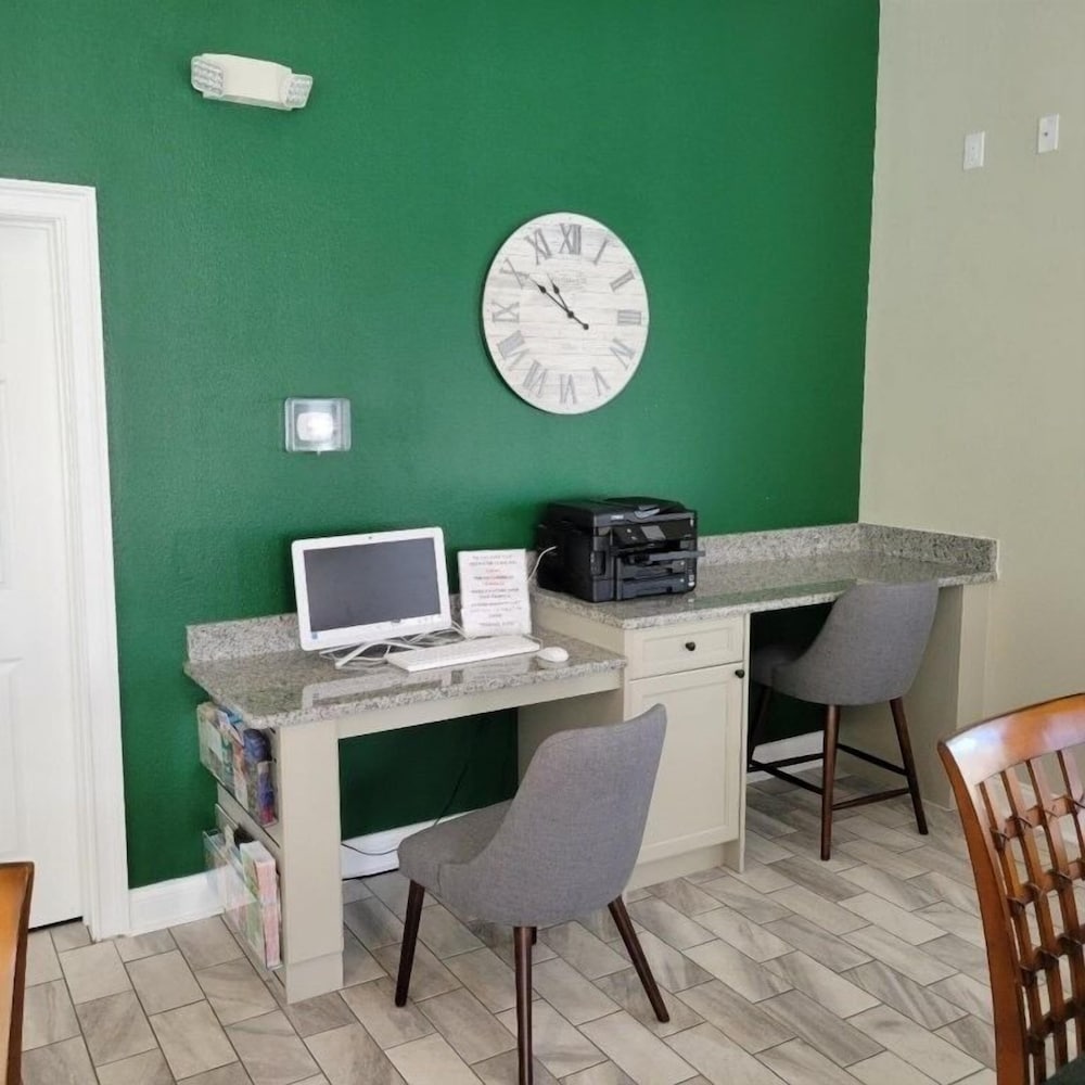 3 Bed Th 2 Miles From Disney Entrance Kissimmee 3 Bedroom Townhouse by Redawning - Image 3