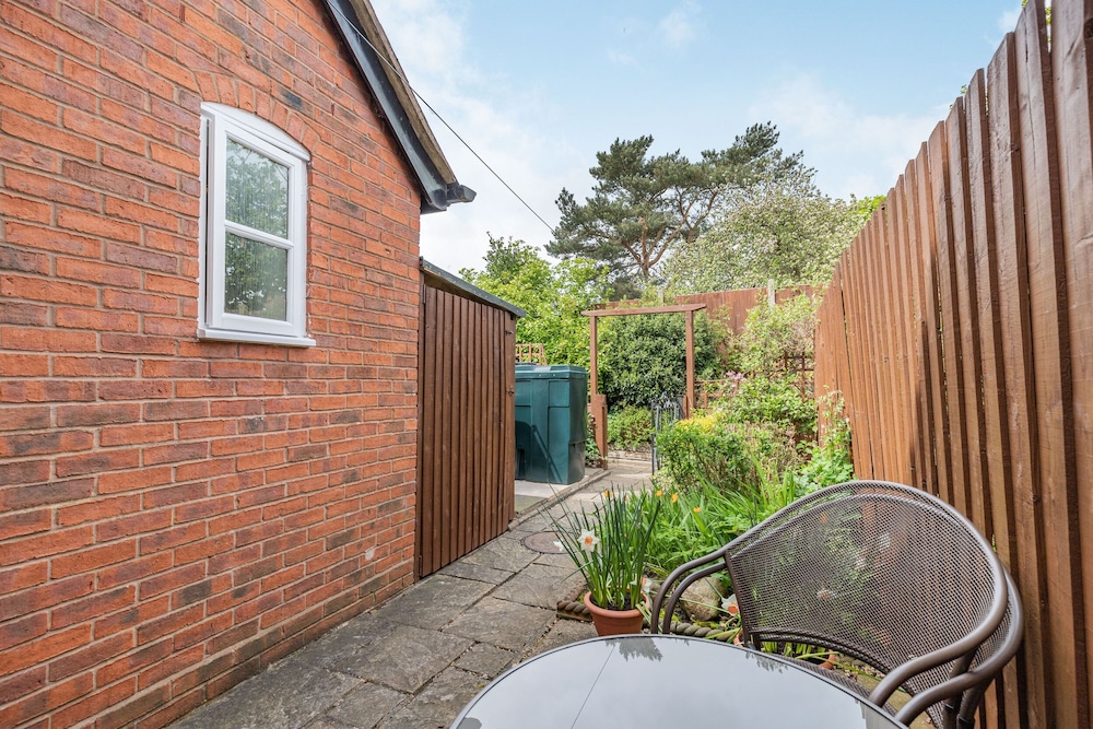 Crewe Vacations - 4 Aldelyme Court - Property Image 3