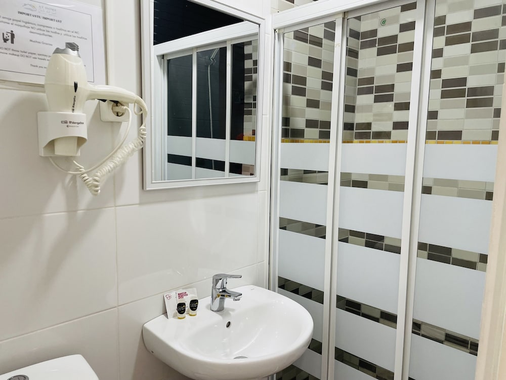 Estudio Playazo Jimena by At Home Costa del Sol
