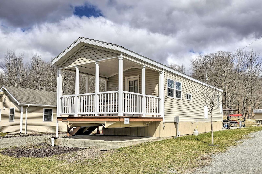 Equestrian House Suites