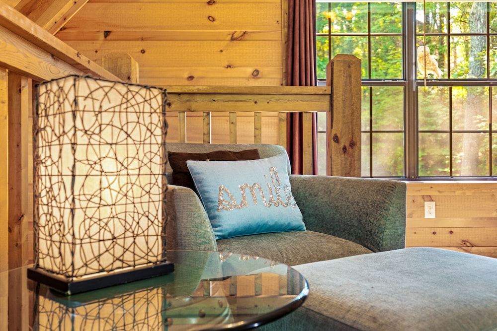 Sunset Lodge by Jackson Mountain Rentals view 5
