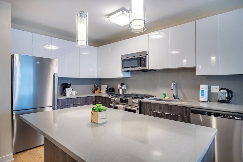 Atlantic Station-10F, photo 6