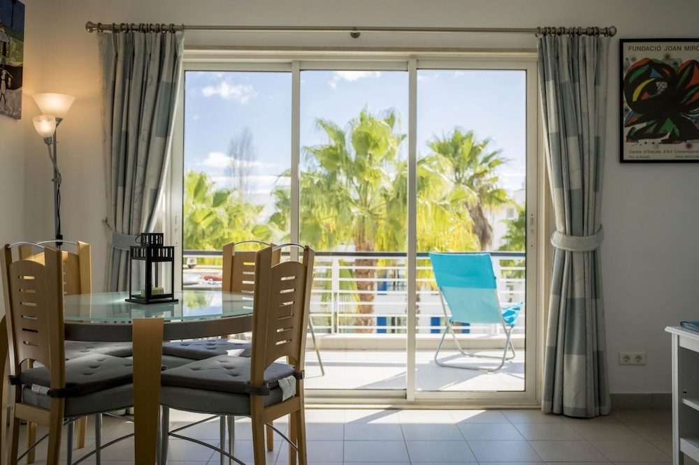 B06 - Top Floor Marina Club 2 Bed Apartment by DreamAlgarve
