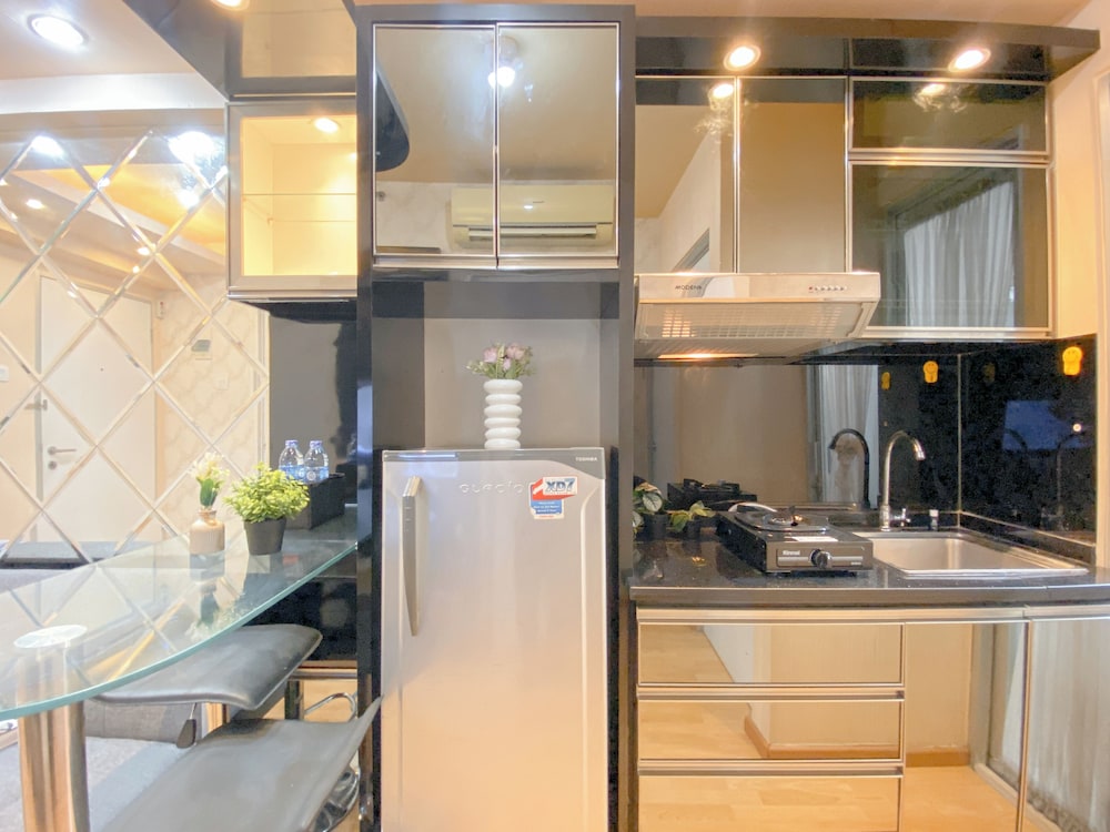 2Br Near Baywalk Mall Apartment At Green Bay Pluit