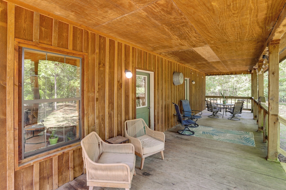 Trails & Creek On-site: Ozarks Retreat on 23 Acres