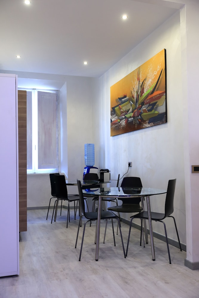 Mirko Luxury Inn