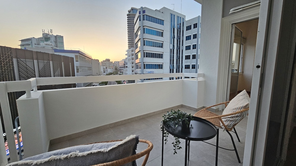 142 NIC 2 - Stay City Life 2 Apartment
