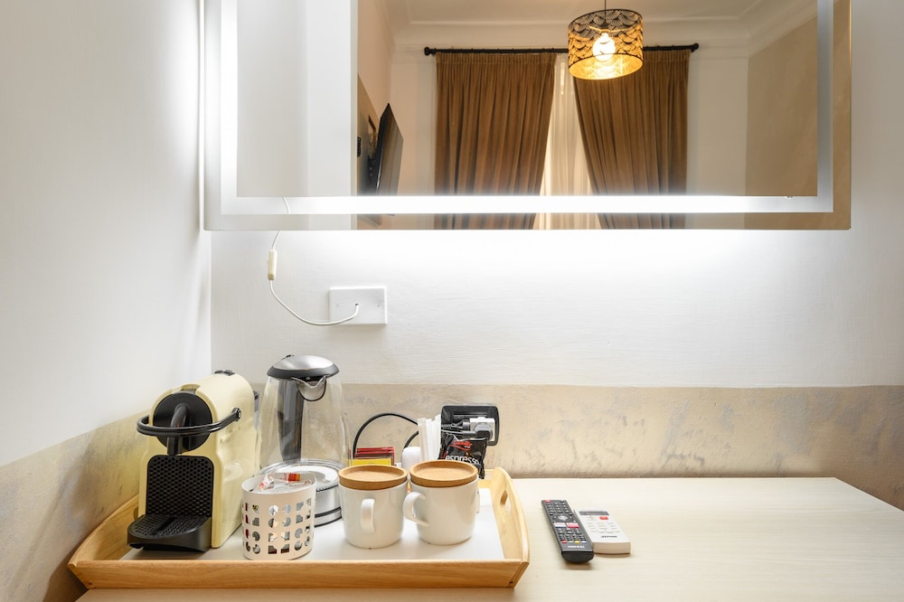 COLA di Rienzo suite