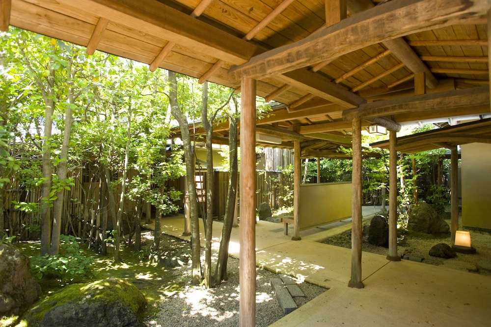 Ryotei Tanokura 49