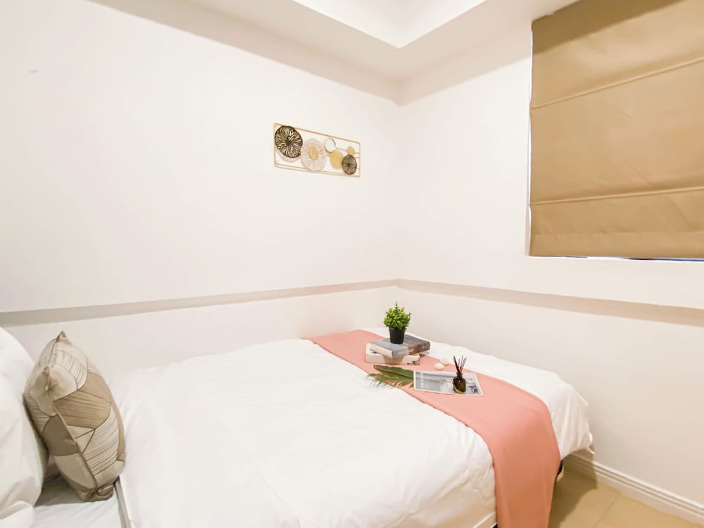 Neat Style 2Br Apartment Meikarta