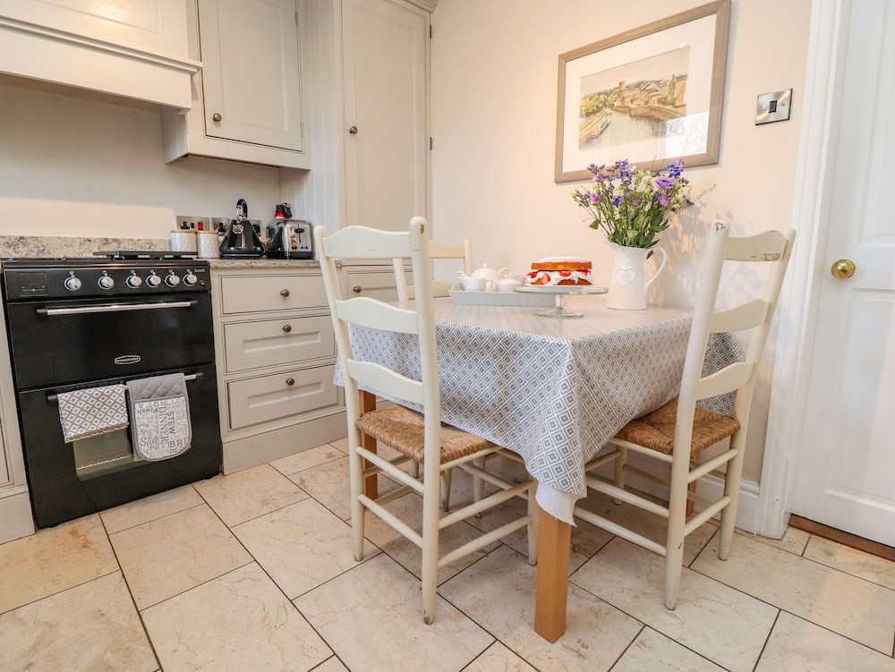 Dray Cottage