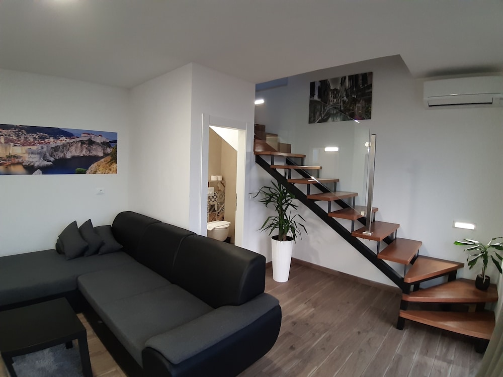 Marojica Apartments view 4