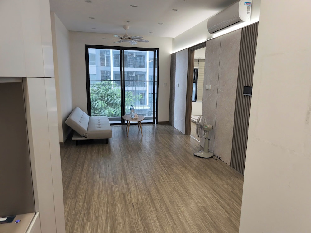 Luxhomes SA1 Sakura Vinhomes Smart City