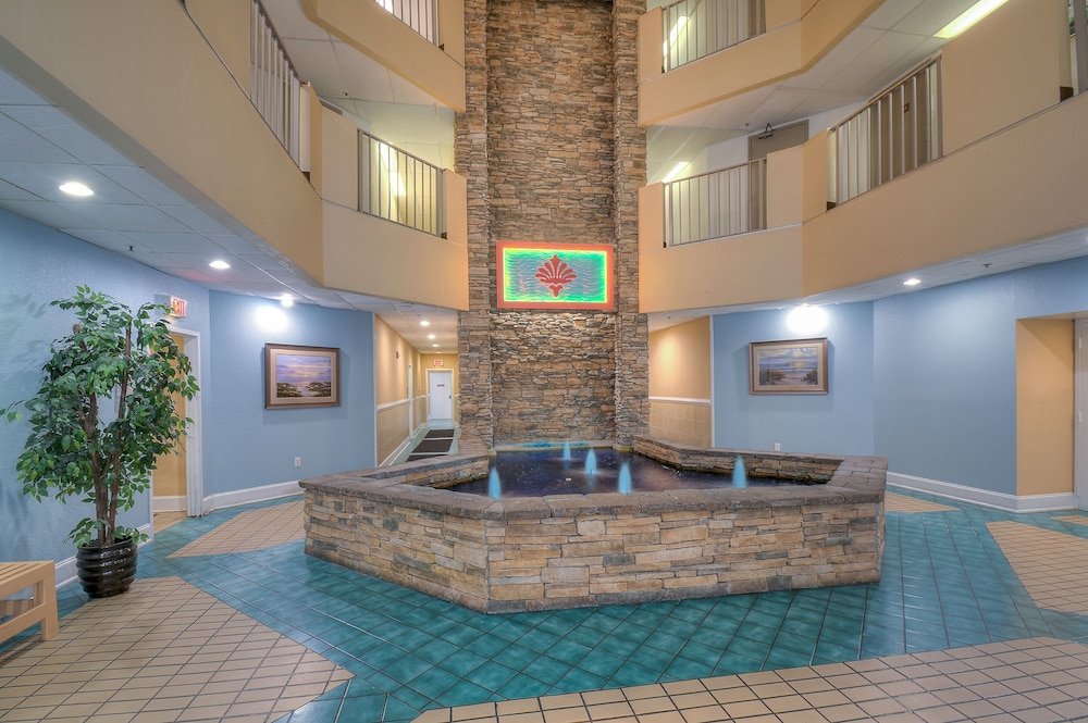 The Palace Resort by Elliott Beach Rentals