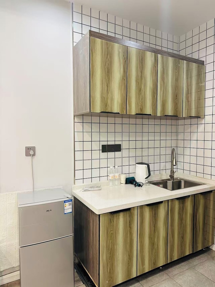Chongqing Justom Serviced Apartment 4