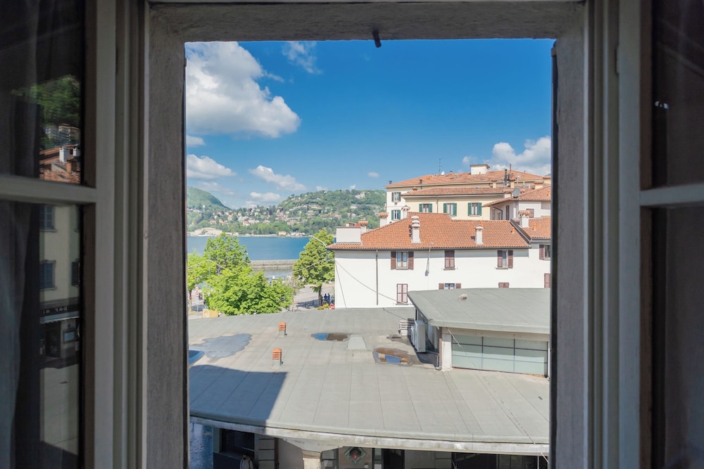 Sant'Agostino Apartments by Rent all Como