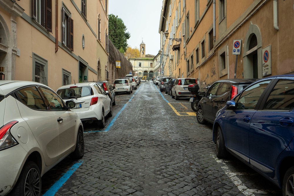 Close to San Pietro and Castel S Angelo Loft Gianicolo