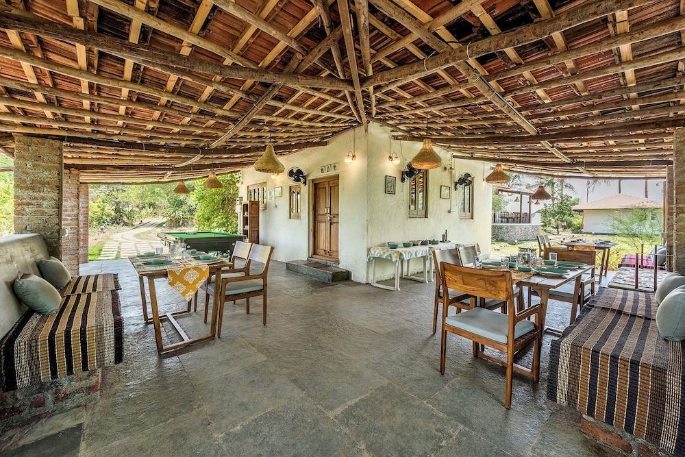 Cosmicstays Joshet Farmstay