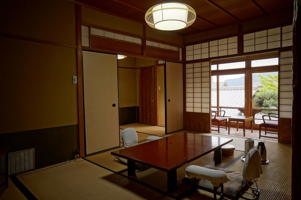 Meisho Sansuien - Yuda Onsen -