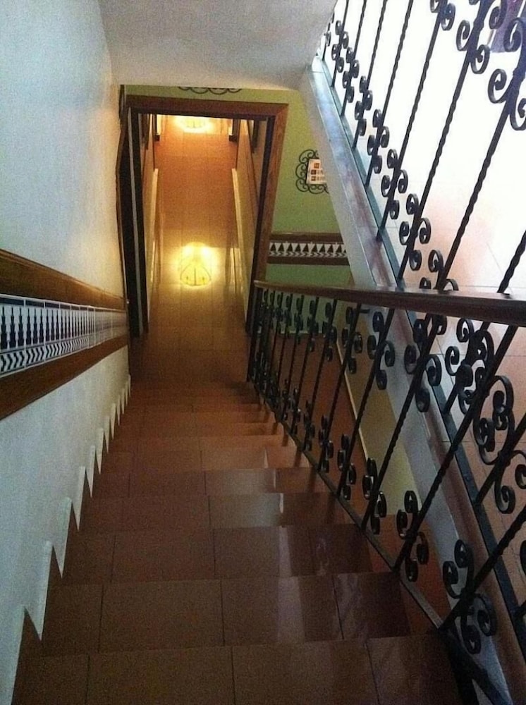 Hotel Iberia - Property Image 11