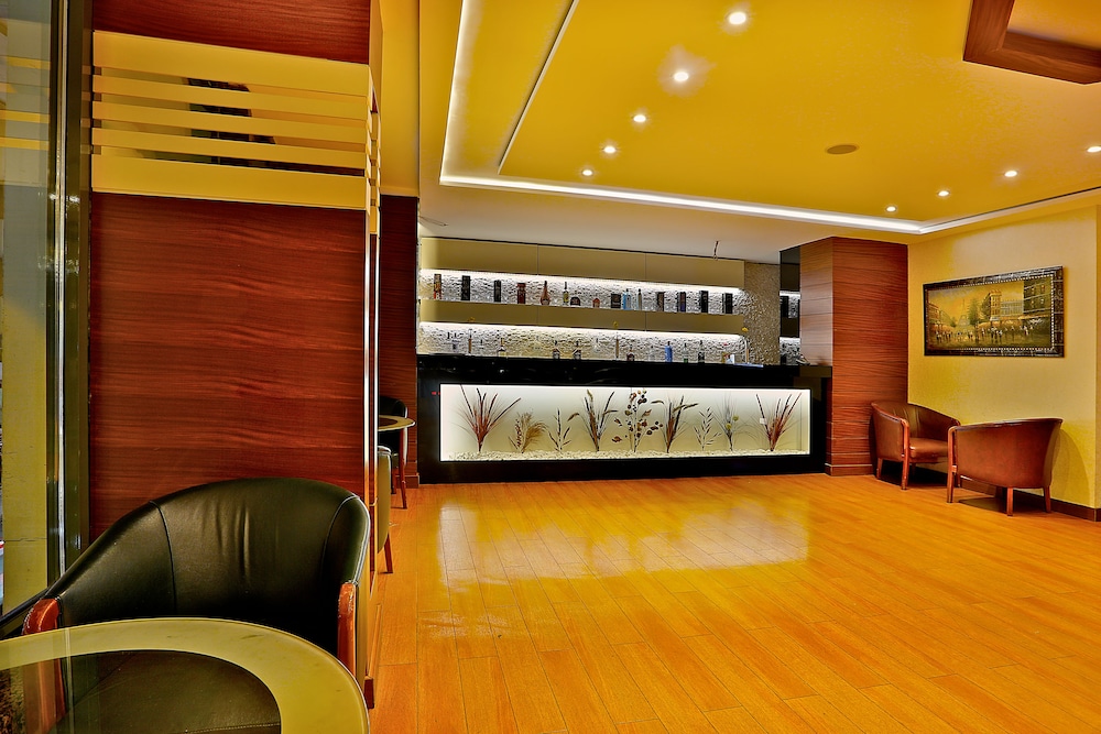 Grand Madrid Otel - Image 26