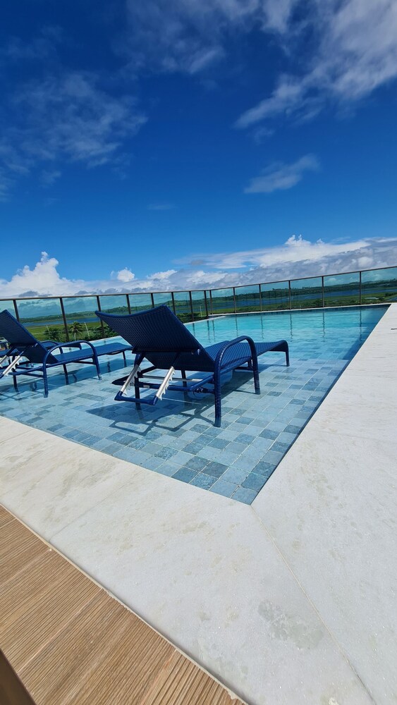 Flat Charmoso Vista Mar by La Playa