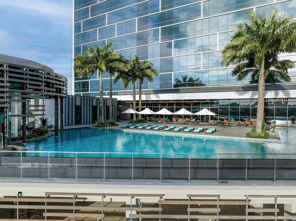Momentus Hotel Alexandra 15