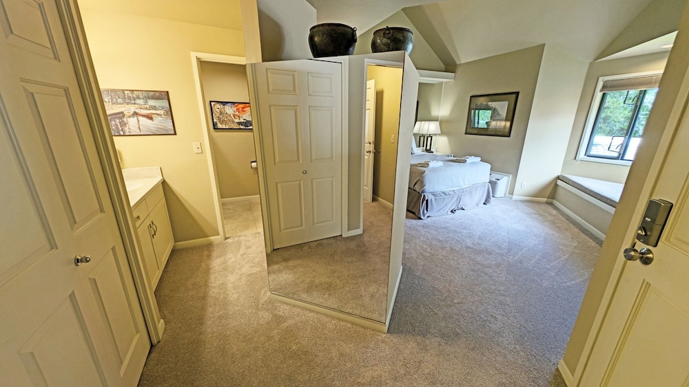 Mt Bachelor Village 424 B Sr 1 Bedroom Condo