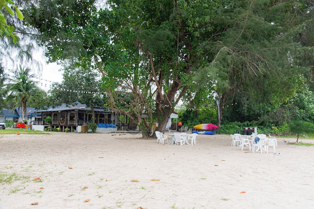 PAN Beachfront Resort Krabi