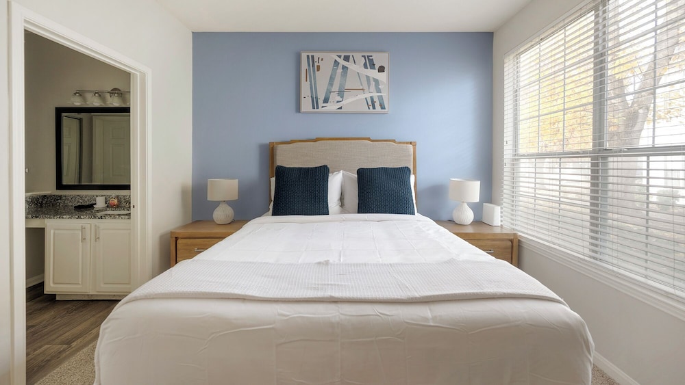 Landing Furnished Apartments near Barfield