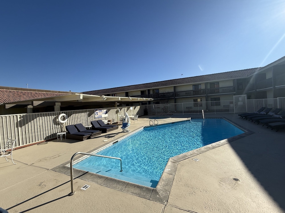 Red Roof Inn Ridgecrest