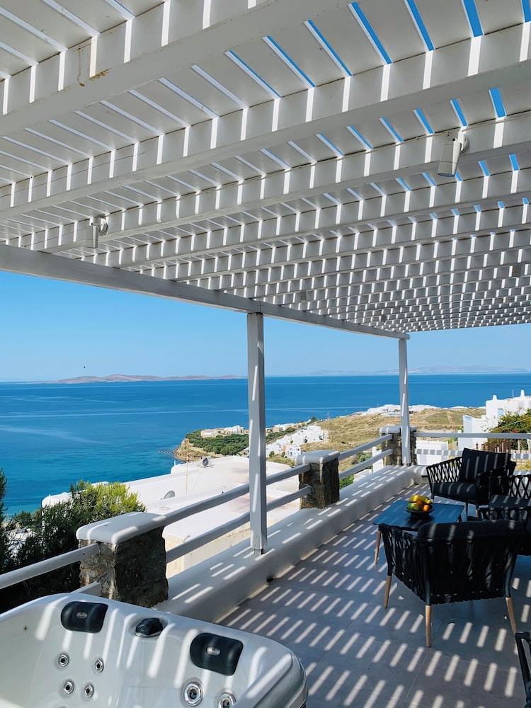 Seaview & Jacuzzi